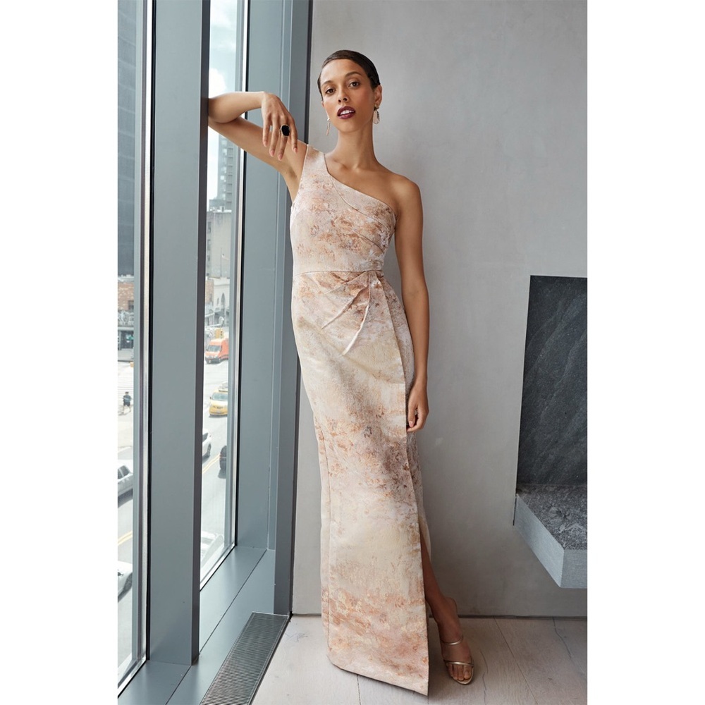 Elegant One-Shoulder Cream Dress